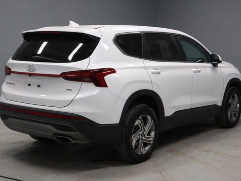Certified 2022 Hyundai Santa Fe SE image 10