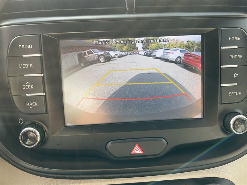 Used 2021 Kia Soul LX FWD image 12
