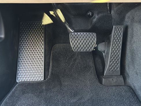 Certified 2026 Genesis GV70 2.5T Select image 18