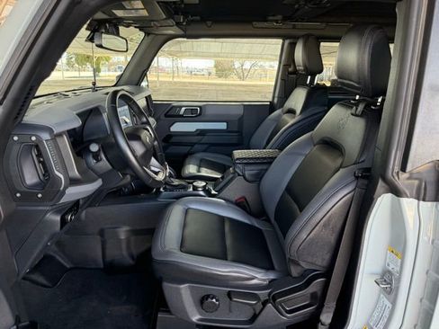 Used 2024 Ford Bronco Big Bend image 12