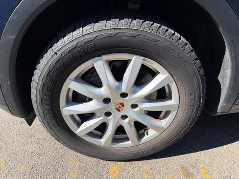 Used 2014 Porsche Cayenne image 9