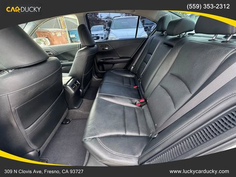 Used 2017 Honda Accord Touring image 20