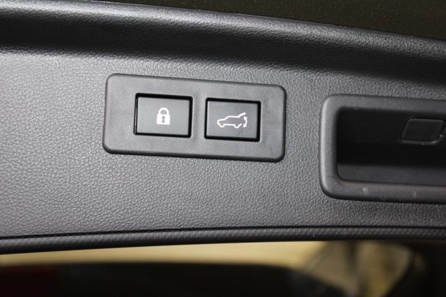 Used 2023 Subaru Forester Limited AWD/4WD image 28