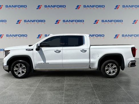 Used 2024 GMC Sierra 1500 SLT RWD image 1