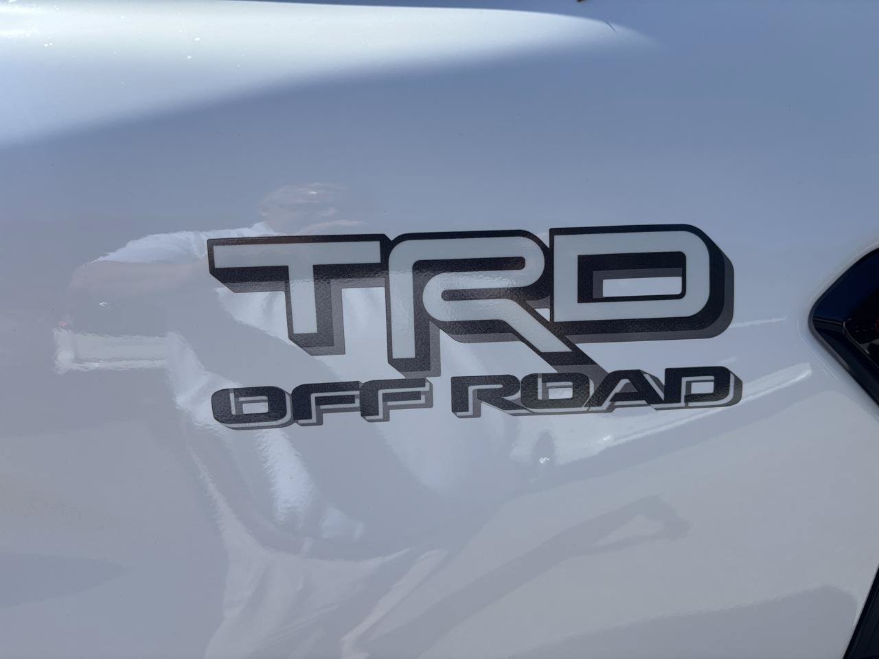 Used 2024 Toyota Tacoma TRD Off-Road AWD/4WD image 9