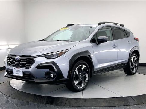 Used 2024 Subaru Crosstrek 2.5i Limited AWD/4WD image 2