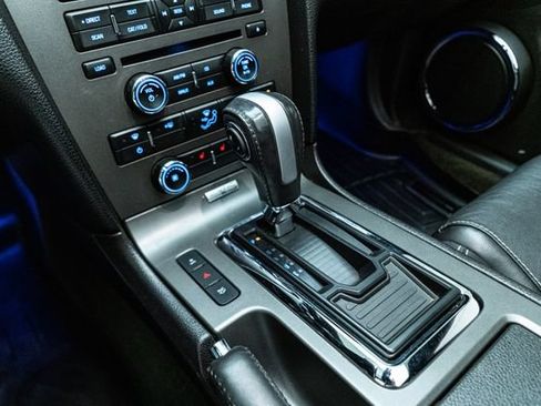 Used 2014 Ford Mustang GT Premium w/ Equipment Group 402A RWD image 26