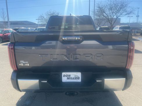Used 2022 Toyota Tundra Limited image 6