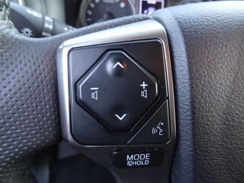 Used 2022 Toyota Tacoma SR5 image 12