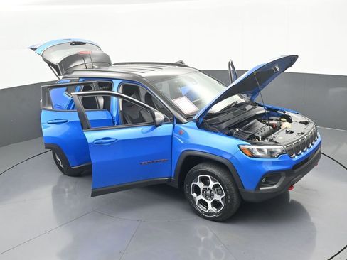 Used 2022 Jeep Compass Trailhawk image 75