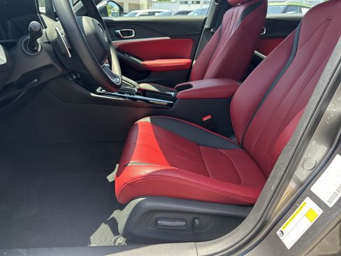 Certified 2025 Acura Integra A-Spec FWD image 9