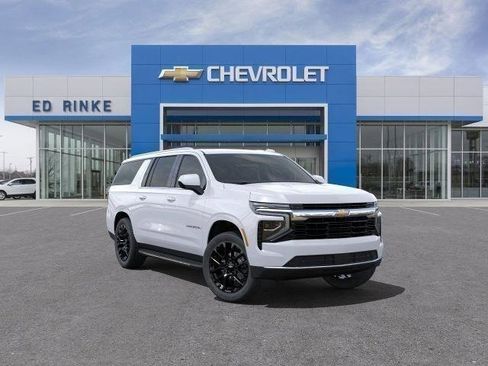 New 2025 Chevrolet Suburban LS image 25