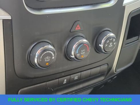 Used 2019 RAM 1500 Classic SLT image 32