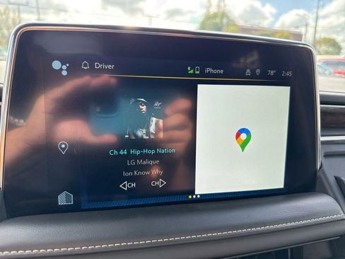 Used 2023 Chevrolet Suburban Premier image 23