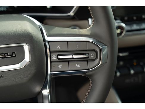 New 2026 GMC Canyon Denali image 20