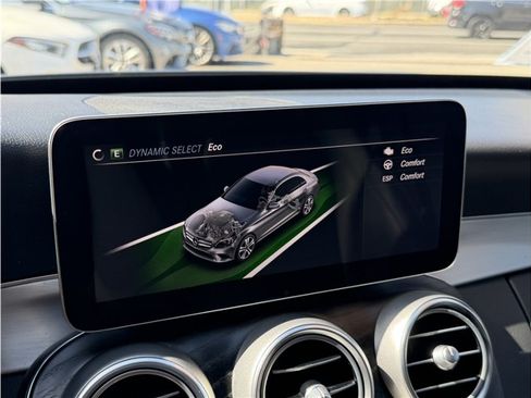 Used 2021 Mercedes-Benz C 300 Sedan image 54