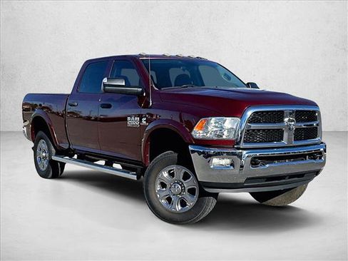Used 2018 RAM 2500 Tradesman w/ Chrome Appearance Group image 12