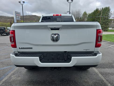 Used 2024 RAM 2500 Laramie w/ Safety Group AWD/4WD image 4