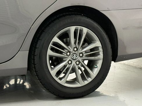 Used 2016 Toyota Camry SE image 44