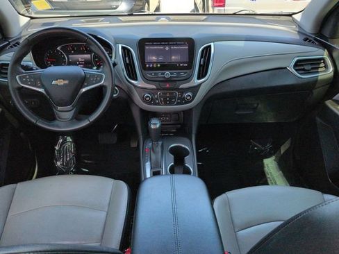 Used 2021 Chevrolet Equinox Premier FWD image 15