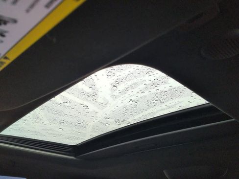 Used 2018 Dodge Durango SRT w/ SRT Interior Appearance Group image 19