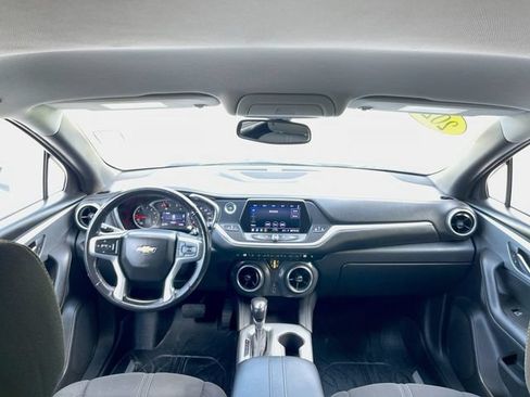Used 2020 Chevrolet Blazer LT FWD image 20