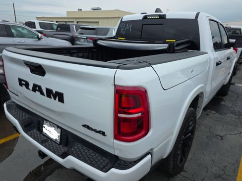 Used 2025 RAM 1500 Limited AWD/4WD image 3