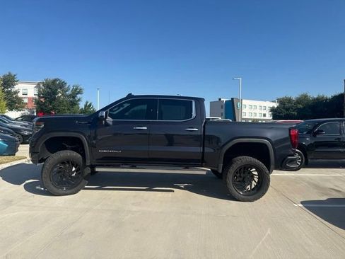 Used 2023 GMC Sierra 1500 Denali Ultimate AWD/4WD image 5