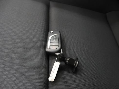 Used 2024 Toyota Corolla LE FWD image 53