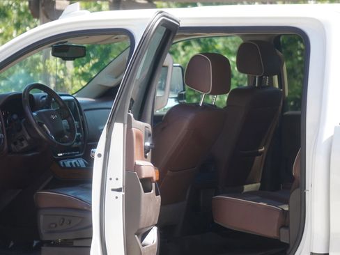 Used 2016 Chevrolet Silverado 1500 High Country AWD/4WD image 5