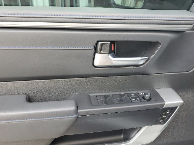 Used 2025 Toyota Sequoia Platinum AWD/4WD image 20