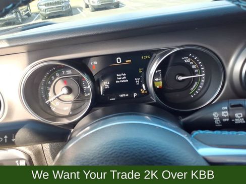 Used 2023 Jeep Wrangler Unlimited Rubicon 4xe w/ Steel Bumper Group image 25