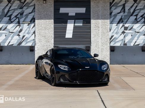 Used 2020 Aston Martin DBS Superleggera RWD image 1