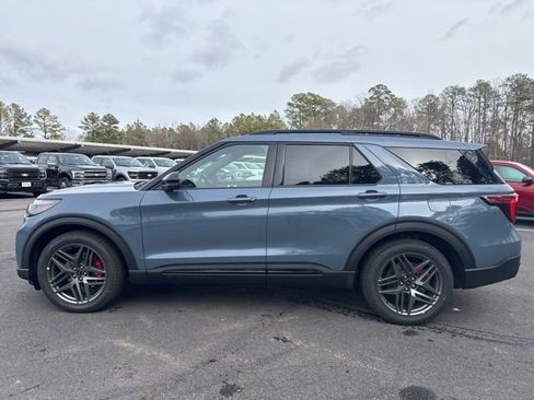 New 2026 Ford Explorer ST w/ Sun And Sound Package image 2