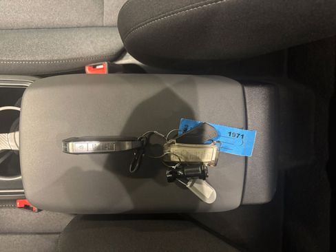 Used 2025 Kia K4 LXS image 22