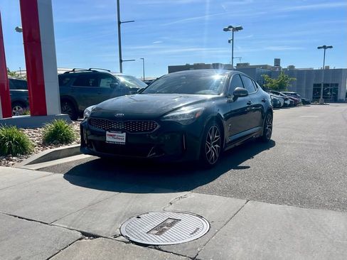 Used 2022 Kia Stinger GT-Line w/ Sun & Sound Package RWD image 2