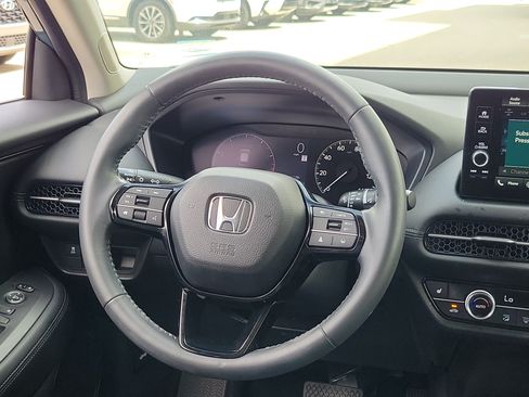 Used 2024 Honda HR-V EX-L image 18