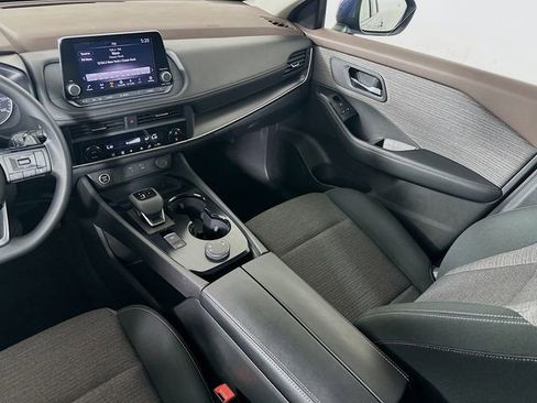 Certified 2023 Nissan Rogue SV image 23