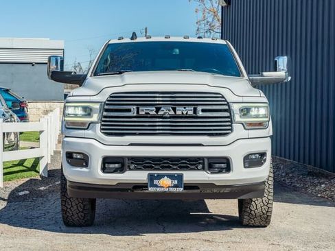 Used 2019 RAM 3500 Laramie image 9