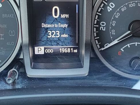 Used 2023 Toyota Tacoma TRD Off-Road image 24