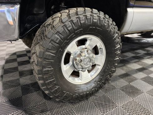 Used 2005 Dodge Ram 2500 Truck SLT image 8