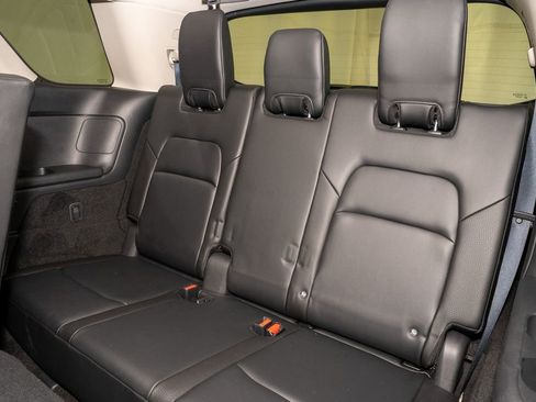 Certified 2023 Nissan Pathfinder SL image 10