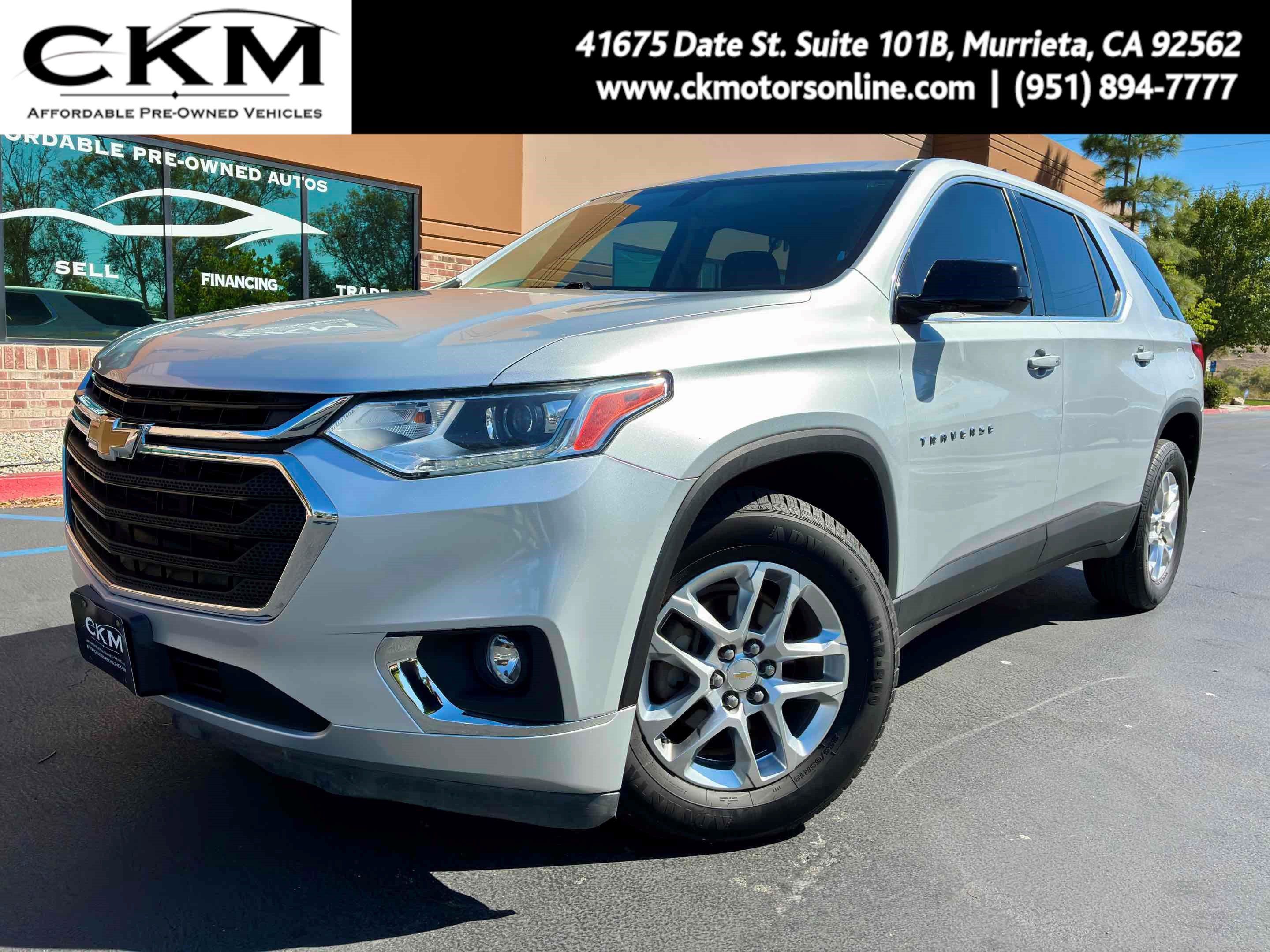 Used 2019 Chevrolet Traverse LS FWD image 1