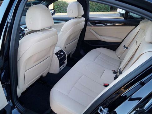 Used 2018 BMW 530i image 15