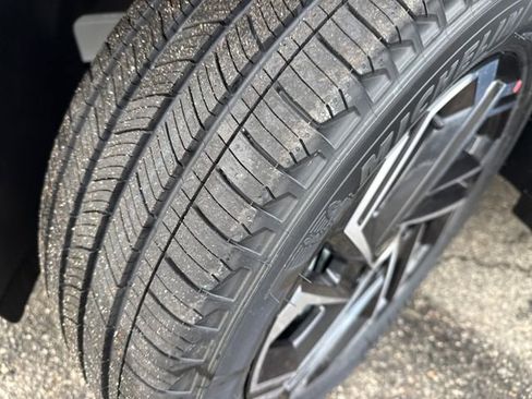 New 2026 Hyundai Tucson Limited image 5