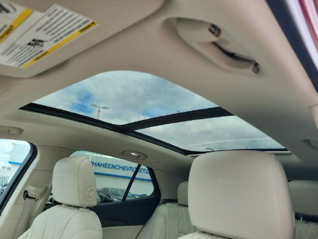 Used 2023 Buick Envision Avenir AWD/4WD image 6