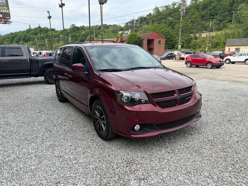 Used 2017 Dodge Grand Caravan GT FWD image 6