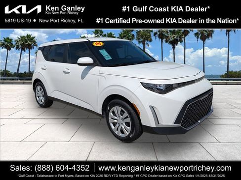 Certified 2024 Kia Soul LX FWD image 1