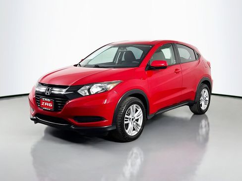 Used 2017 Honda HR-V LX image 1
