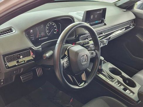Used 2024 Honda Civic Sport image 9